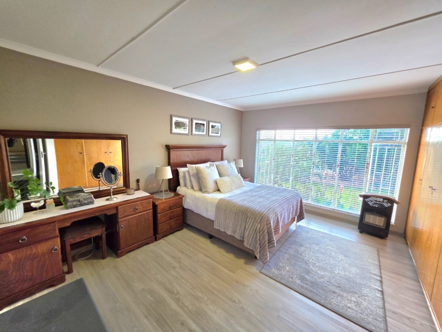5 Bedroom Property for Sale in Panorama Free State
